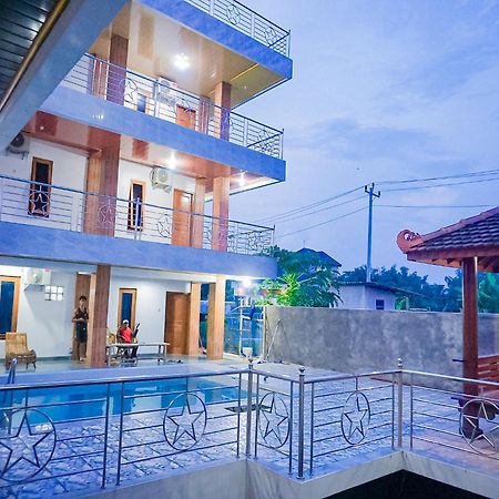 Hotel Wijaya Family 2 Kalasan ภายนอก รูปภาพ