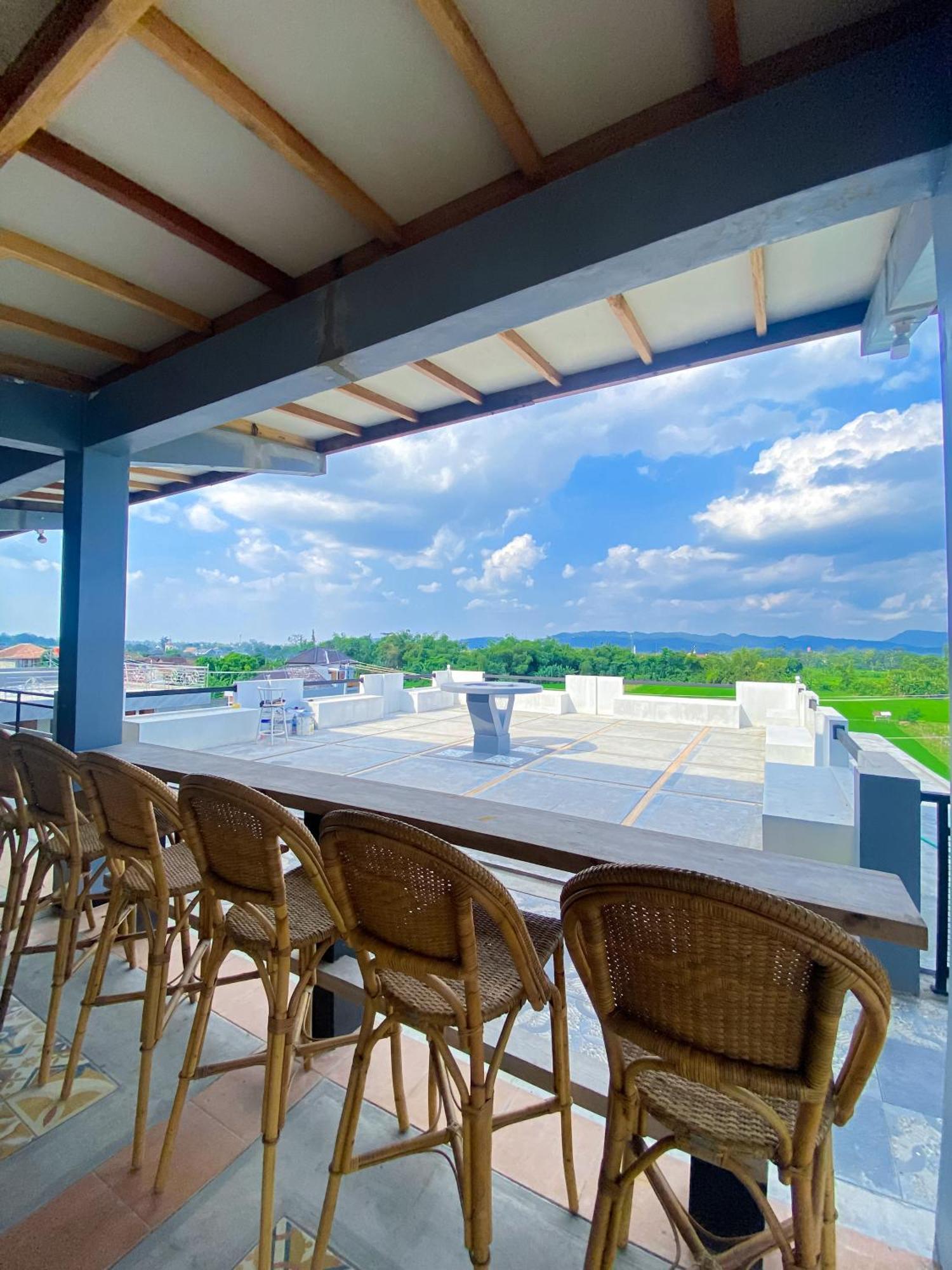 Hotel Wijaya Family 2 Kalasan ภายนอก รูปภาพ