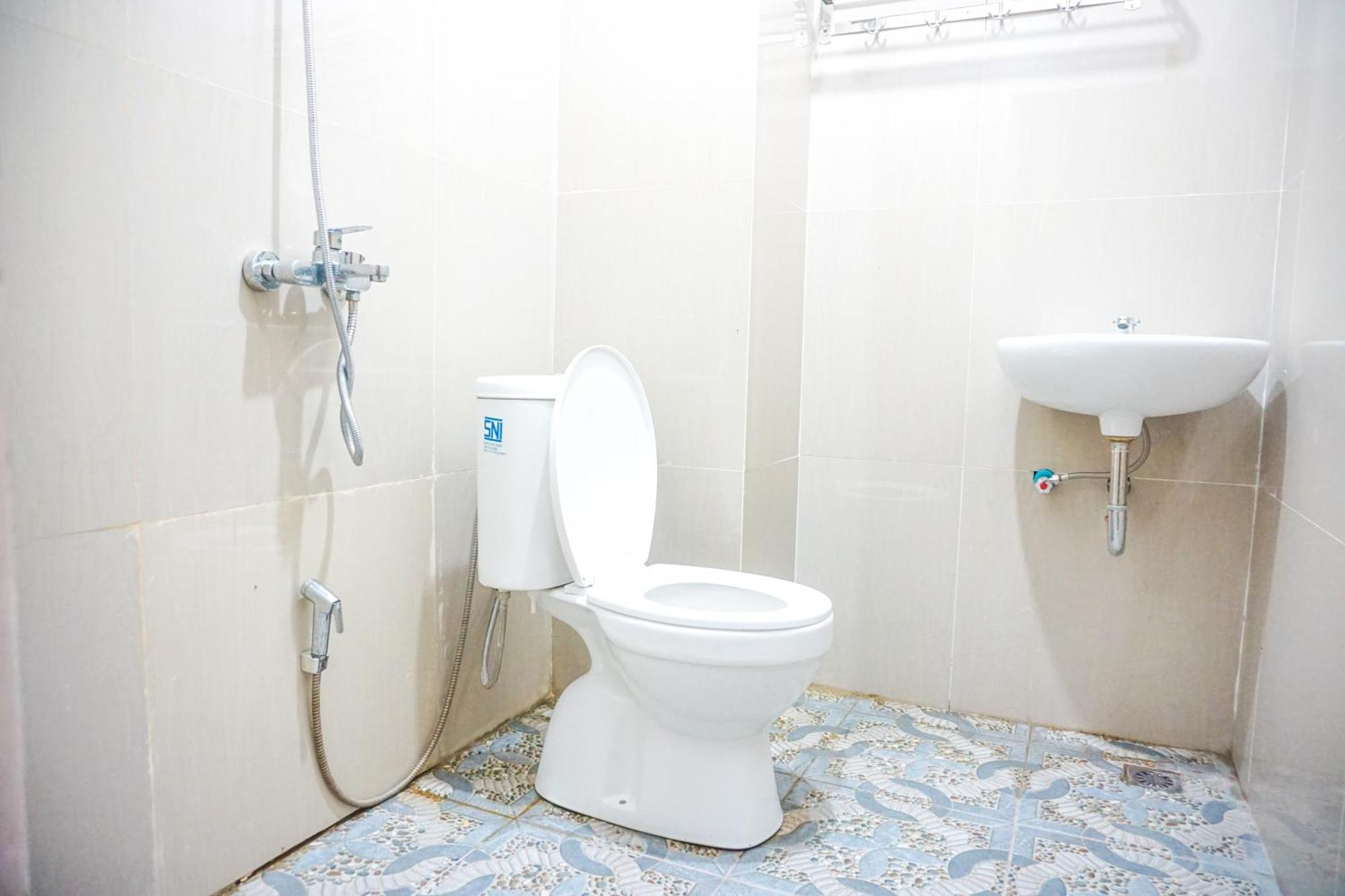 Hotel Wijaya Family 2 Kalasan ภายนอก รูปภาพ